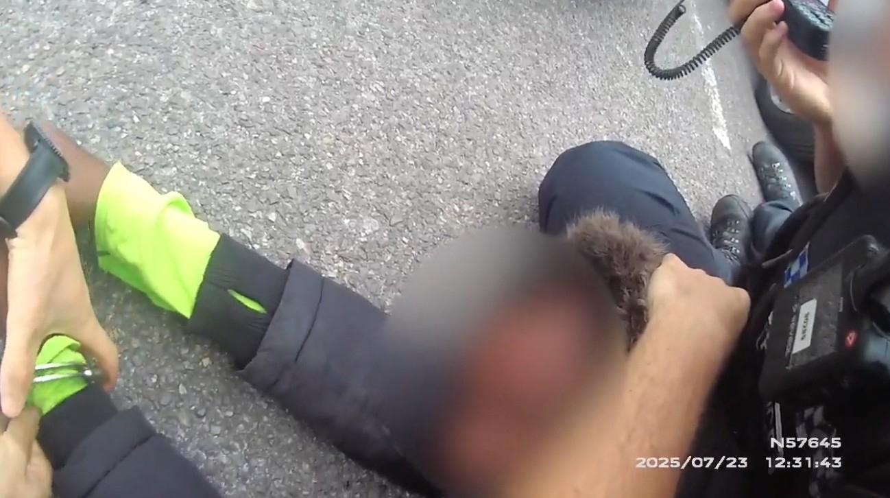Still from body worn video footage of suspected shoplifter Mohamed Diallo being arrested