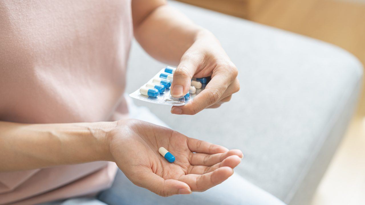 Commonly-prescribed antibiotic may reduce schizophrenia risk, study finds