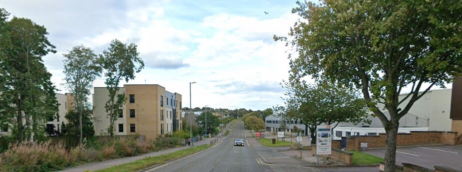 Police hunting group of men after teen attacked in alleyway in Aberdeen