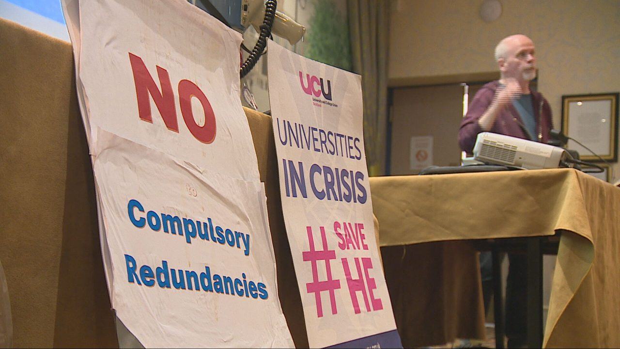 Dundee University accused of ‘misleading staff’ amid ongoing strike