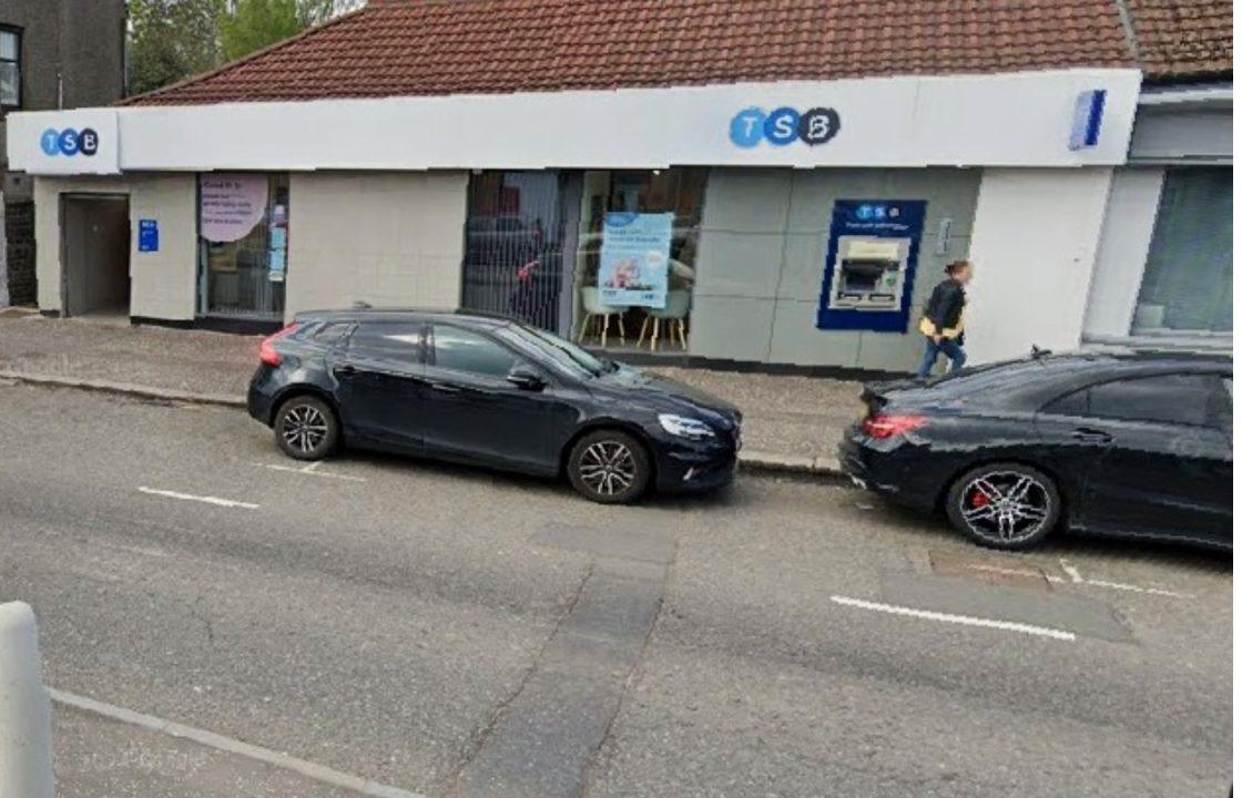Bid to turn former bank into fast-food chicken shop in Glasgow refused