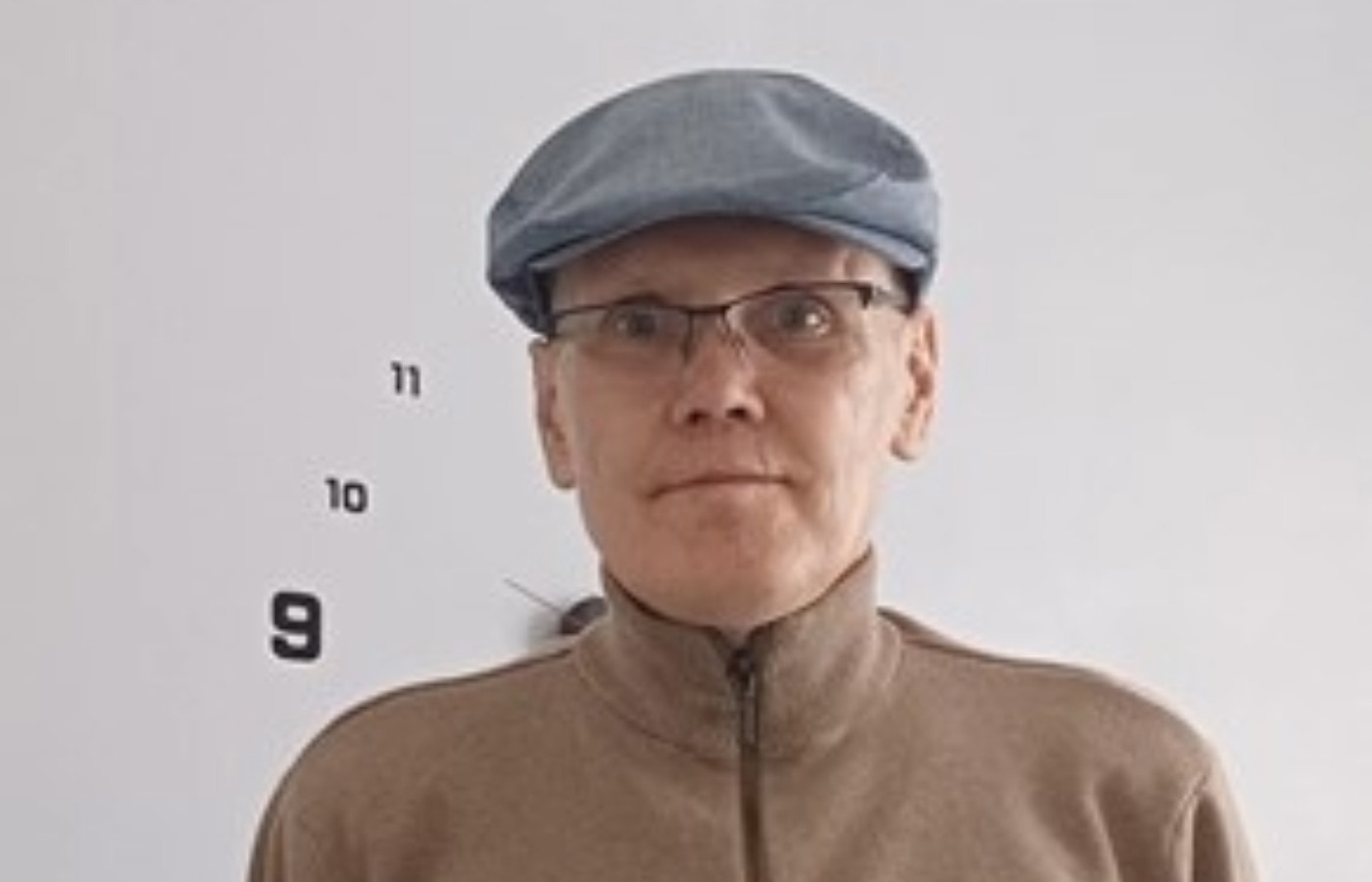 Police were called after the body of a man was found in a field near High Mathernock Farm in Kilmacolm around 9.20am on Tuesday.The man has been formally identified as Robert Best, who was reported missing from Greenock on the same day.