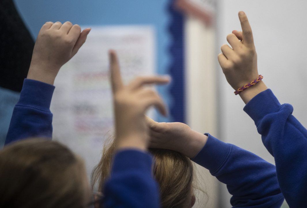 Scottish teaching panel accepts pay deal from Cosla