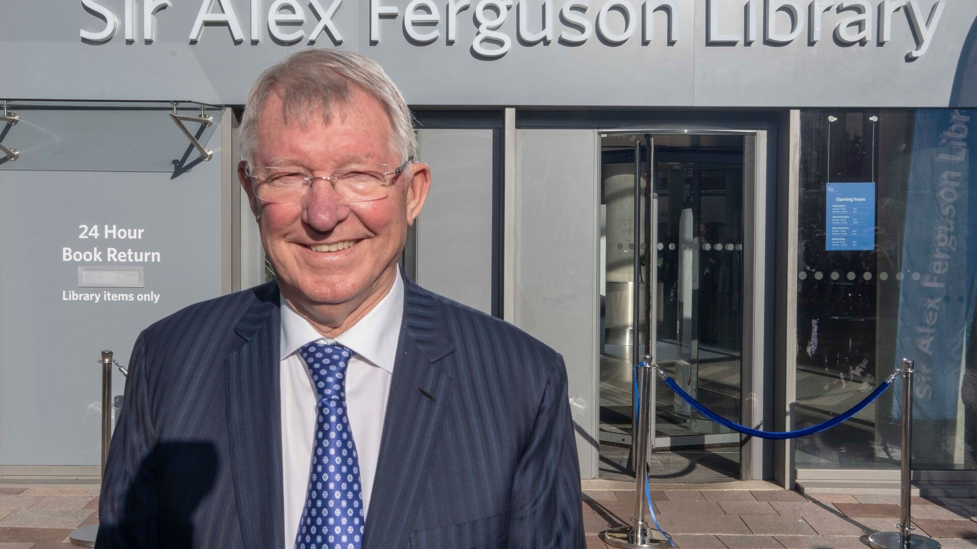 Sir Alex Ferguson at the Glasgow Caledonian University library.