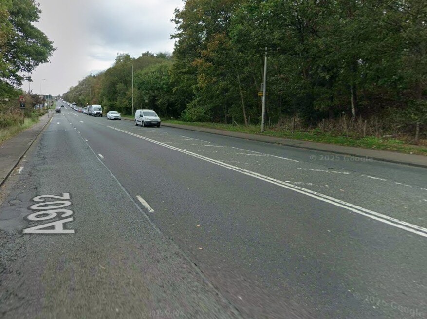 Roads closed and buses diverted after rush hour crash in Edinburgh