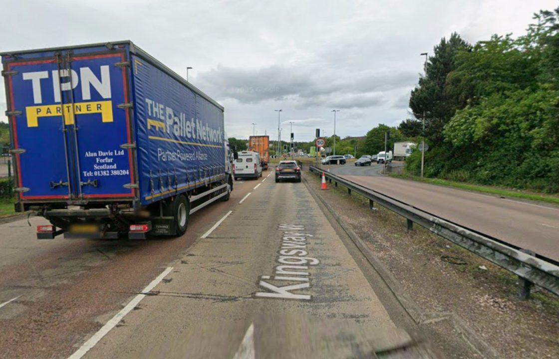 Man in hospital after being struck by car in hit and run near roundabout on Dundee’s Kingsway