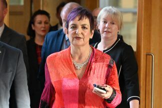 Justice secretary to face no confidence vote over grooming gangs row