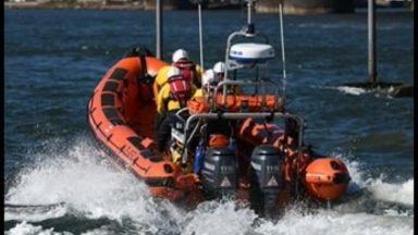 Three people rescued from Cramond Island after being cut off by tide