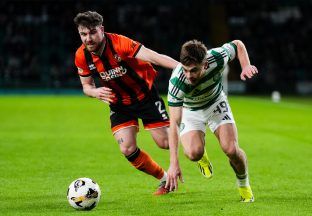Martin O’Neill makes winning return as Celtic thrash Dundee United