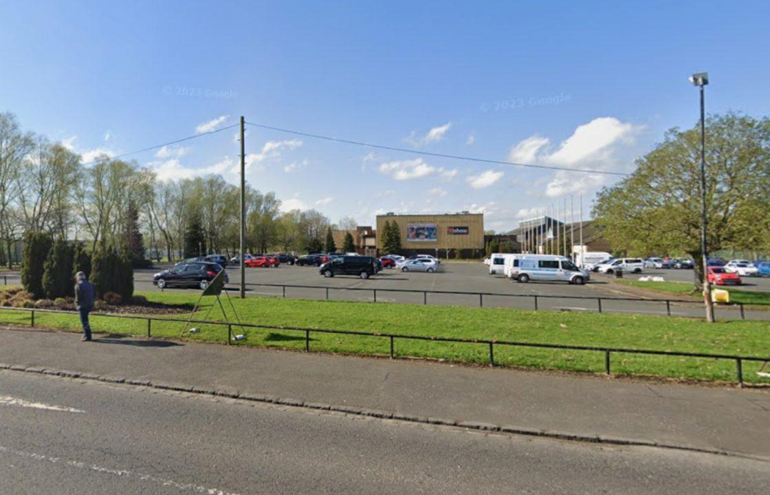 Man attacked and robbed by gang near Wishaw sports centre