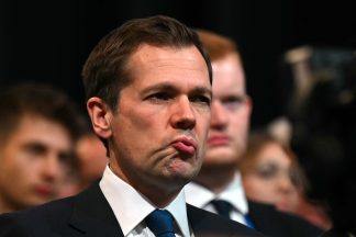 Robert Jenrick sacked by Kemi Badenoch after ‘plotting to defect’