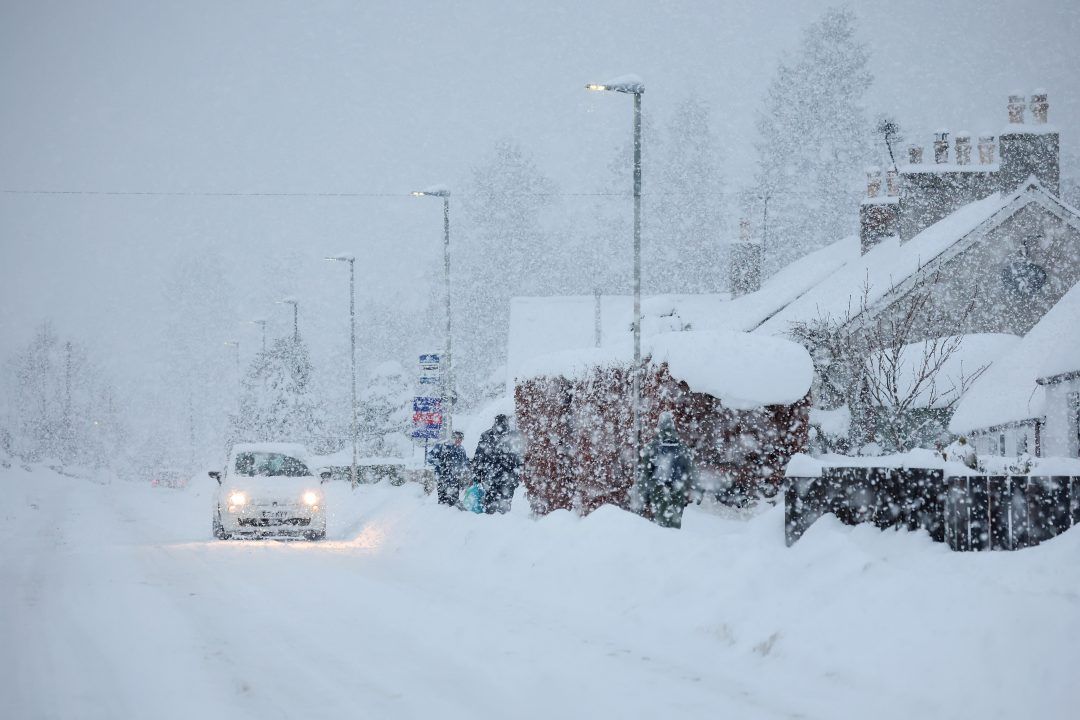 Snow disruption to continue over weekend as further yellow weather warning issued