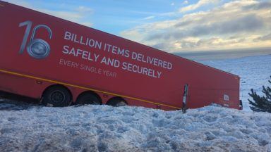 Royal Mail lorry crashes off A9 closing road amid heavy snow and ice