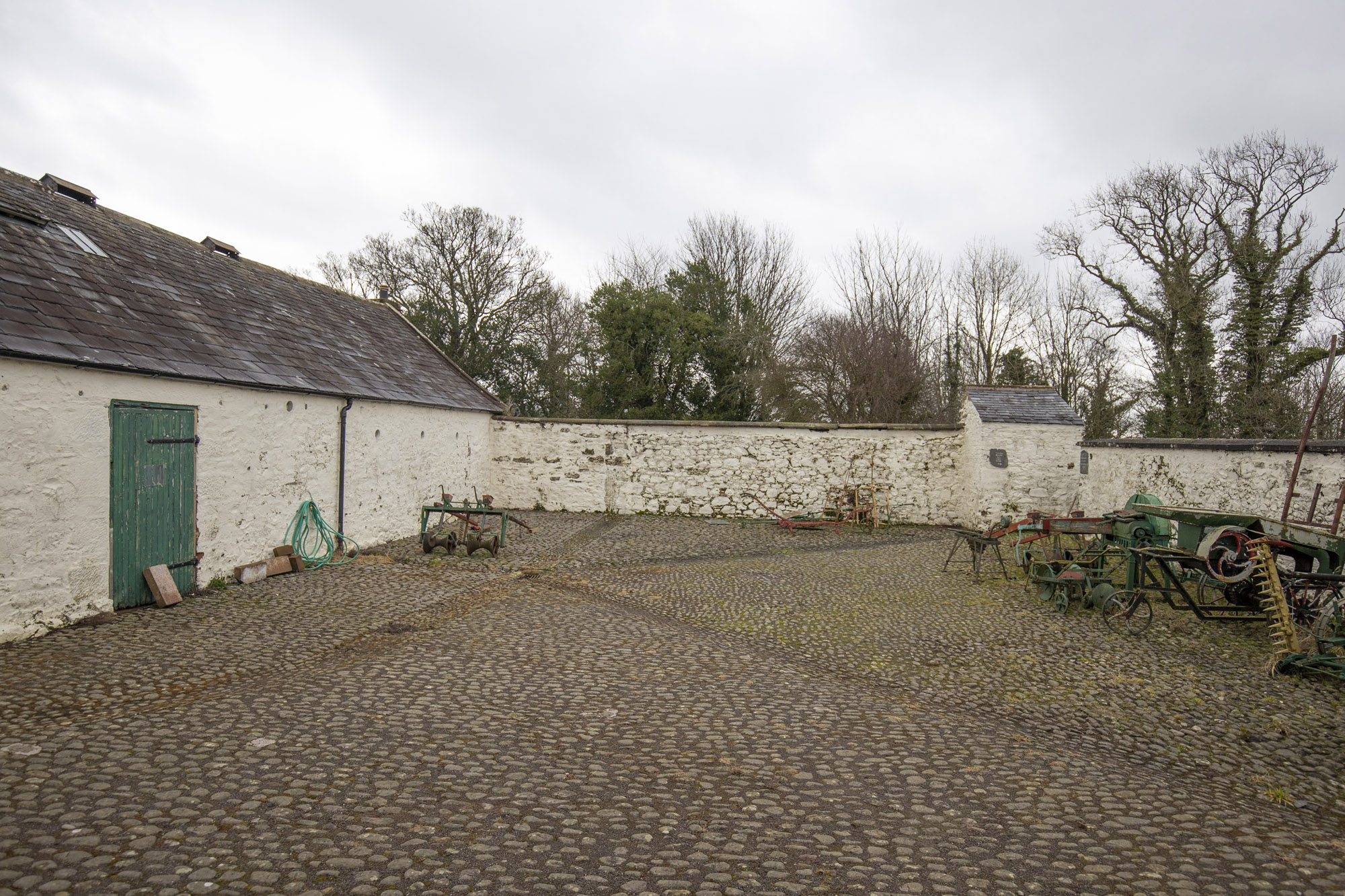 The farm was built by Burns in 1788