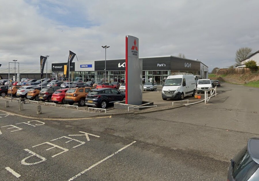 Man died after calling 999 as ambulance crew failed to find him, inquiry hears