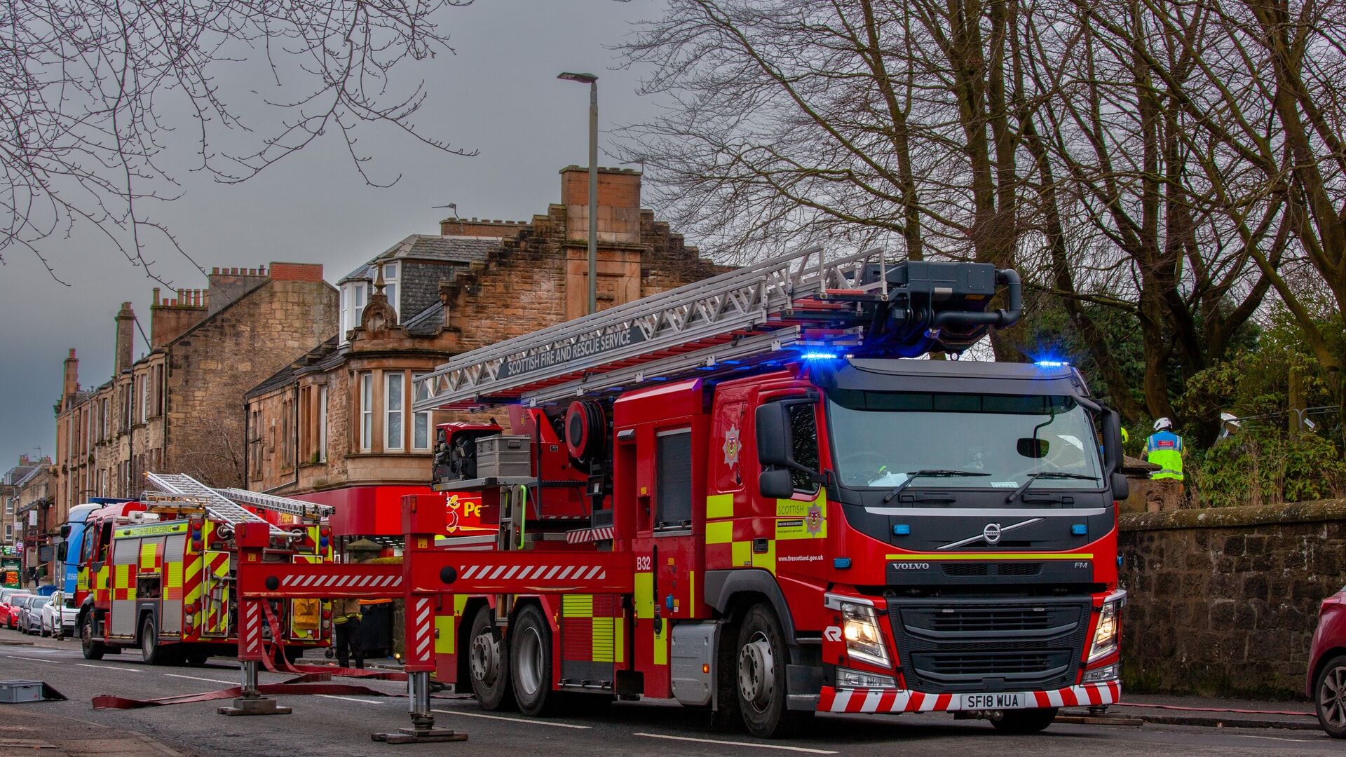 Four engines and a height appliance are in attendance.