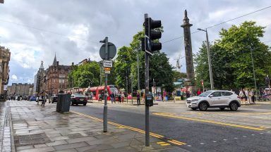 Would a congestion charge bring benefits to Edinburgh?