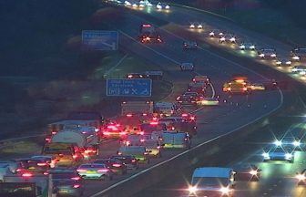 Drivers face rush hour delay after crash restricts M80