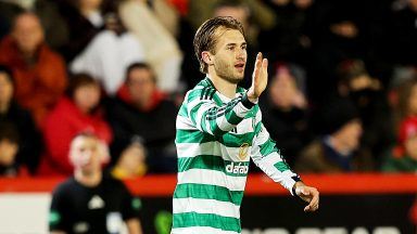 Benjamin Nygren hits winner as Celtic close in on Hearts at top of table