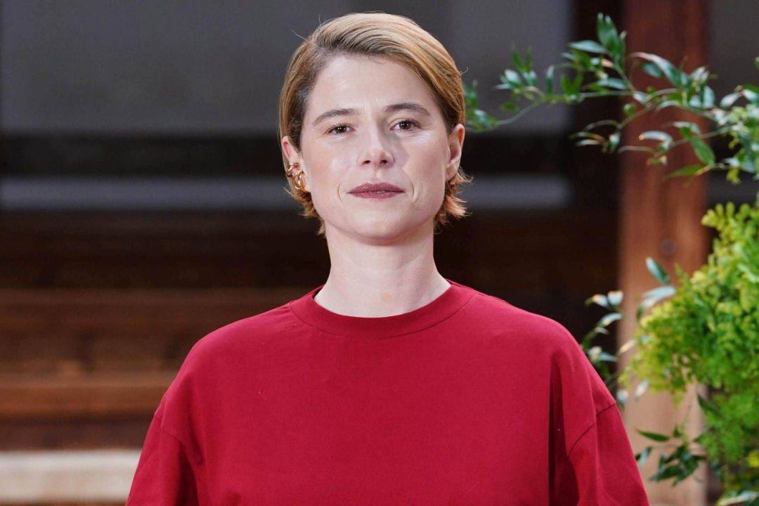 Jessie Buckley tipped for Oscar glory ahead of unpredictable ceremony