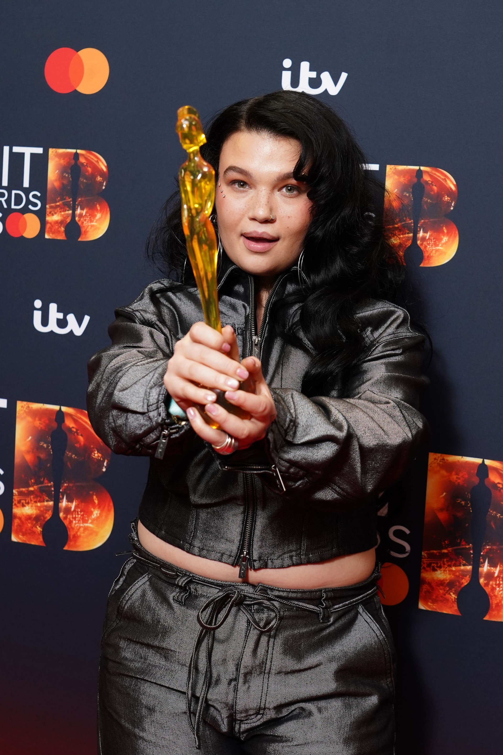 Lola Young with the Breakthrough Artist of the Year award