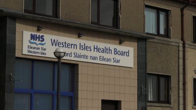 Calls for public inquiry over health board complaints