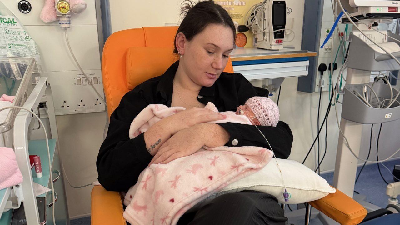 Ayrshire mum blames hospital for causing brain injury which resulted in baby’s death