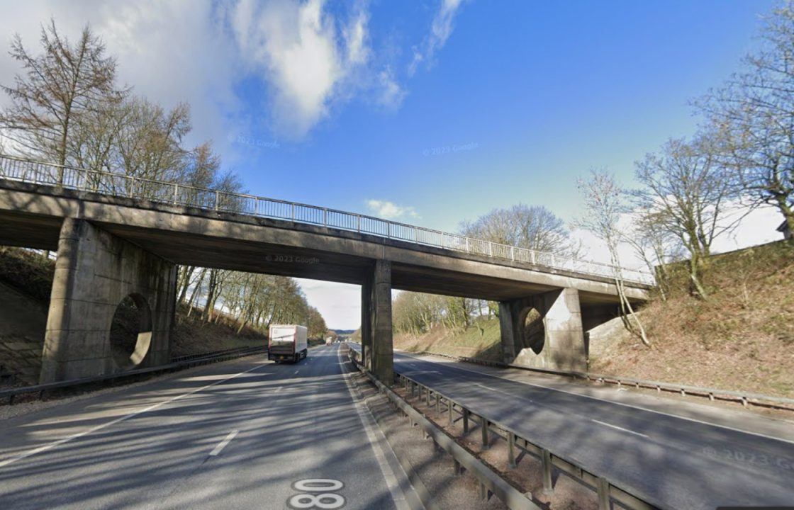 M80 closed overnight at Denny after crash as drivers face rush hour diversions