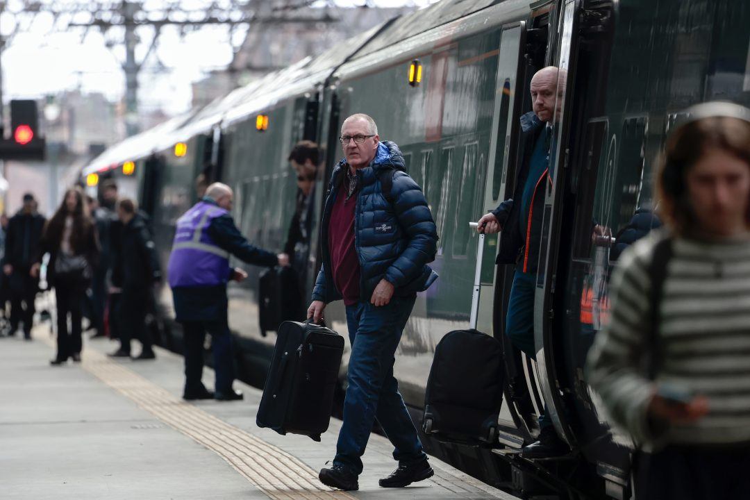 All platforms reopen at Glasgow Central two weeks on from devastating Union Street fire