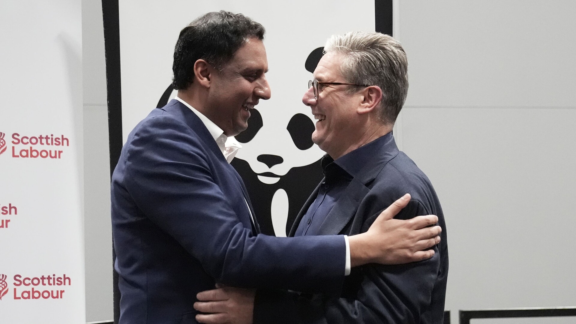 Stephen Flynn said Anas Sarwar, left, and Sir Keir Starmer had failed to deliver on their promise to cut energy bills