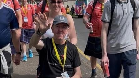 Man completes Kiltwalk two months after having leg amputated