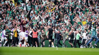 Martin O’Neill rejects ‘nonsense’ criticism of Celtic pitch invasion