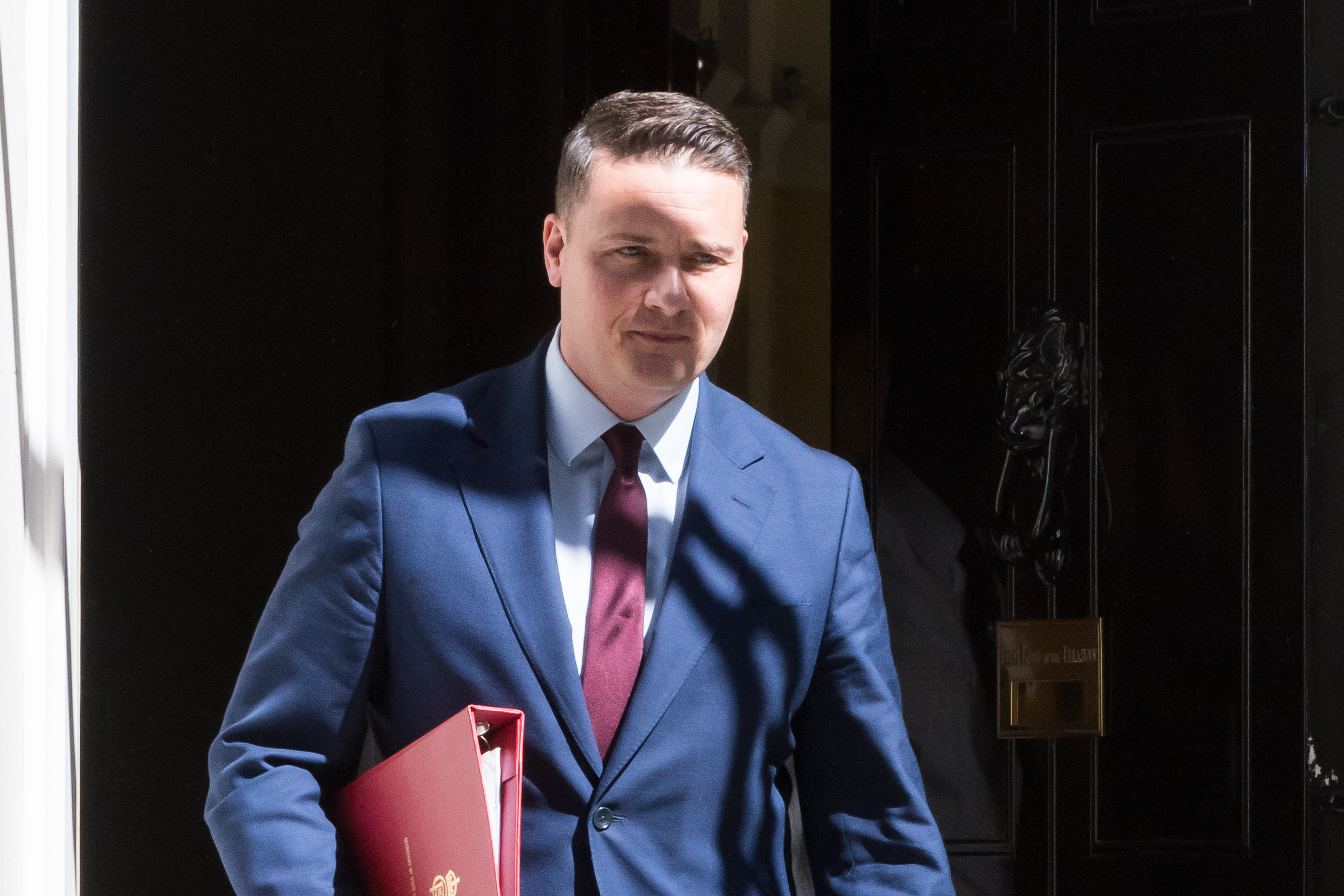 Wes Streeting is seen as a possible successor to Starmer.