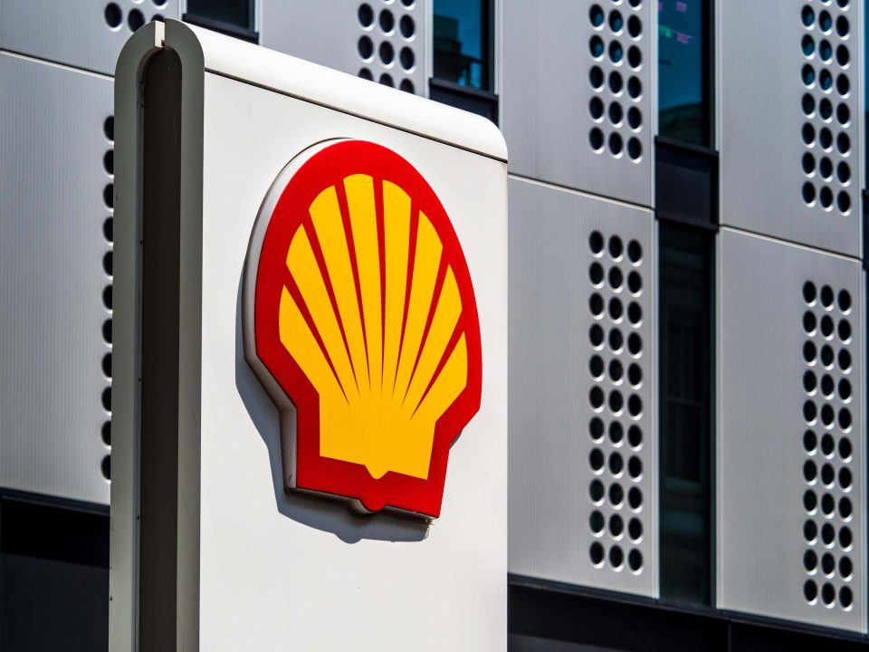 Shell profits soar amid surging oil prices because of Iran war