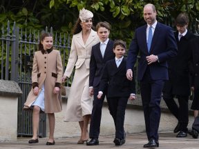Prince George, Princess Charlotte and Prince Louis name baby kangaroo at Australia Zoo