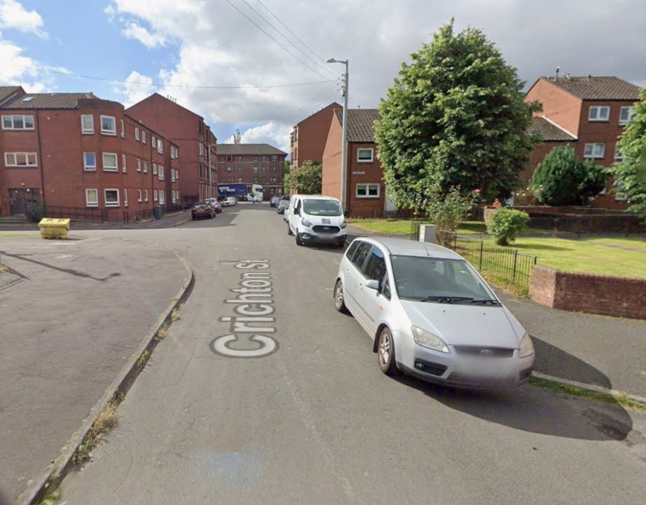 Glasgow street locked down after man injured in ‘shooting’