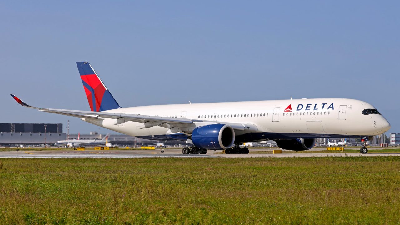 Delta flight  diverted to Edinburgh Airport due to faulty ‘floor heater’