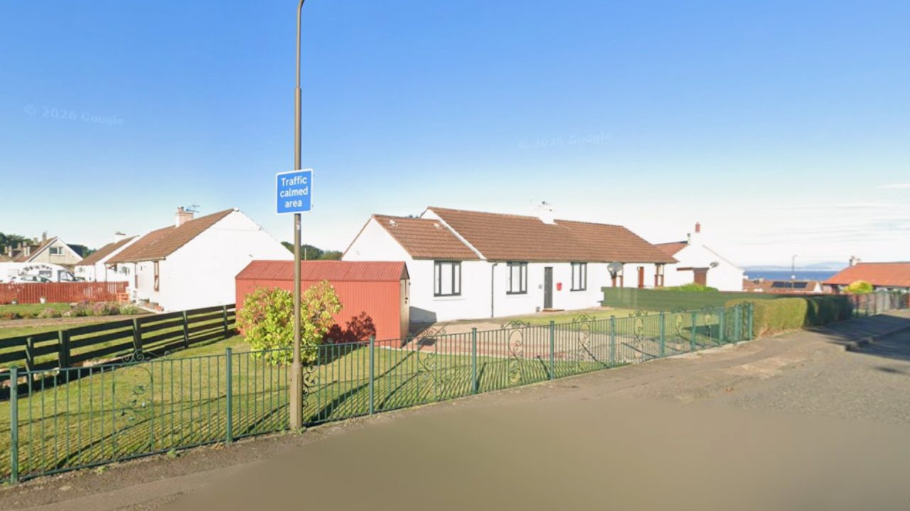 New house next to historic wall gets green light despite concern