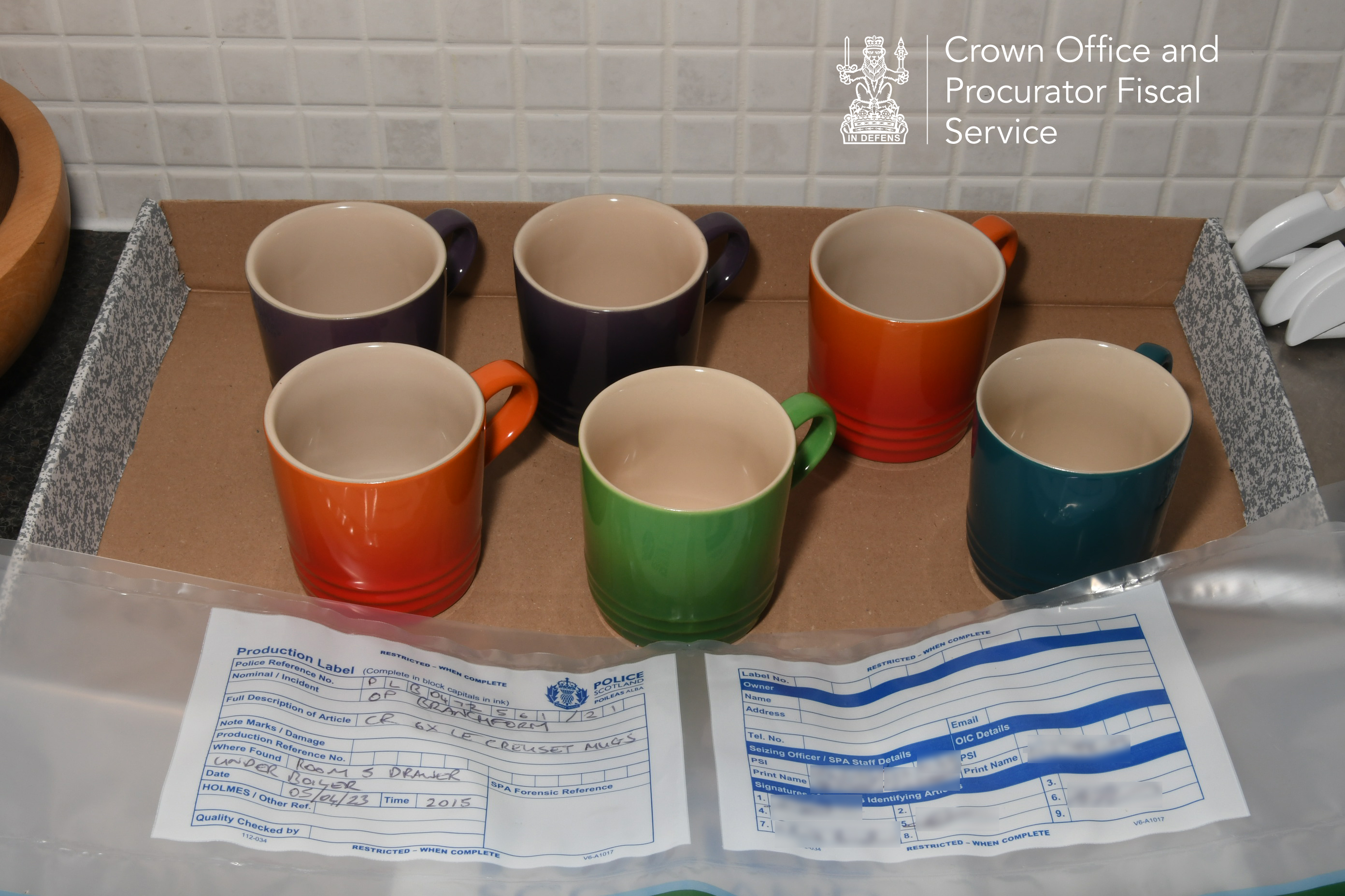 33. Le Creuset 6 x mugs (£85)