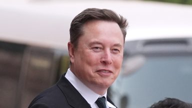 Elon Musk could become world’s first trillionaire when SpaceX goes public