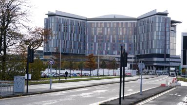 Women faced up to 190-hour delays when induced on Queen Elizabeth University maternity unit in Glasgow, report finds