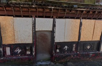 Rats and pigeons ‘nesting’ in derelict Stevenston pub