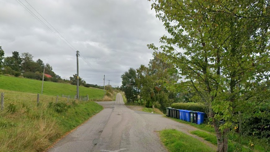Man dead and child injured after crash in Highlands
