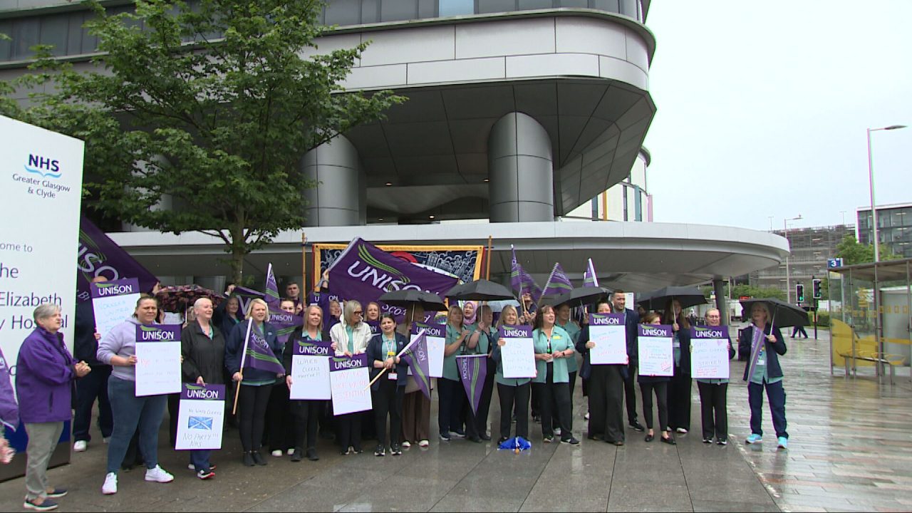 Frontline NHS hospital ward clerks vote to strike