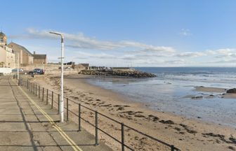 ‘Risk to health’ after polluted burn water flows onto Kinghorn Beach at beauty spot