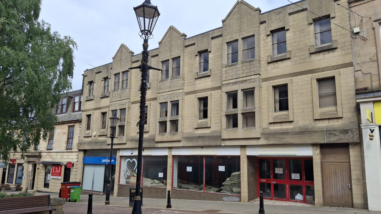 Bid to create new flats and convert empty shop premises in Falkirk