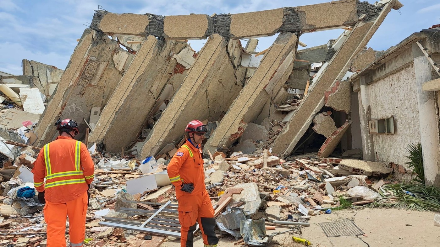 Three Scottish Fire and Rescue Service (SFRS) firefighters are part of a 68-strong contingent from the UK’s Fire and Rescue Services deployed to Venezuela