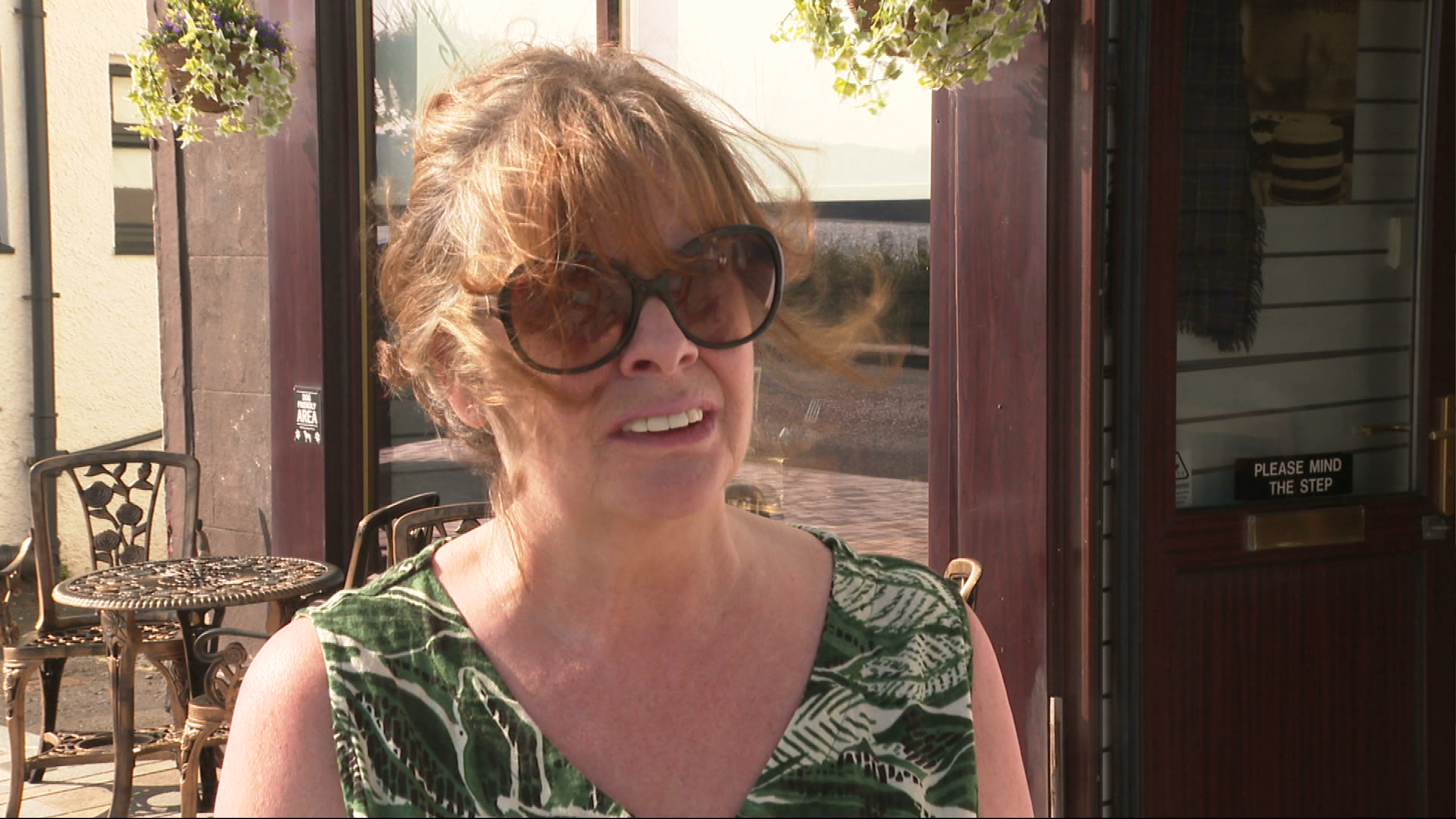 Melanie owns a tearoom in Helensburgh