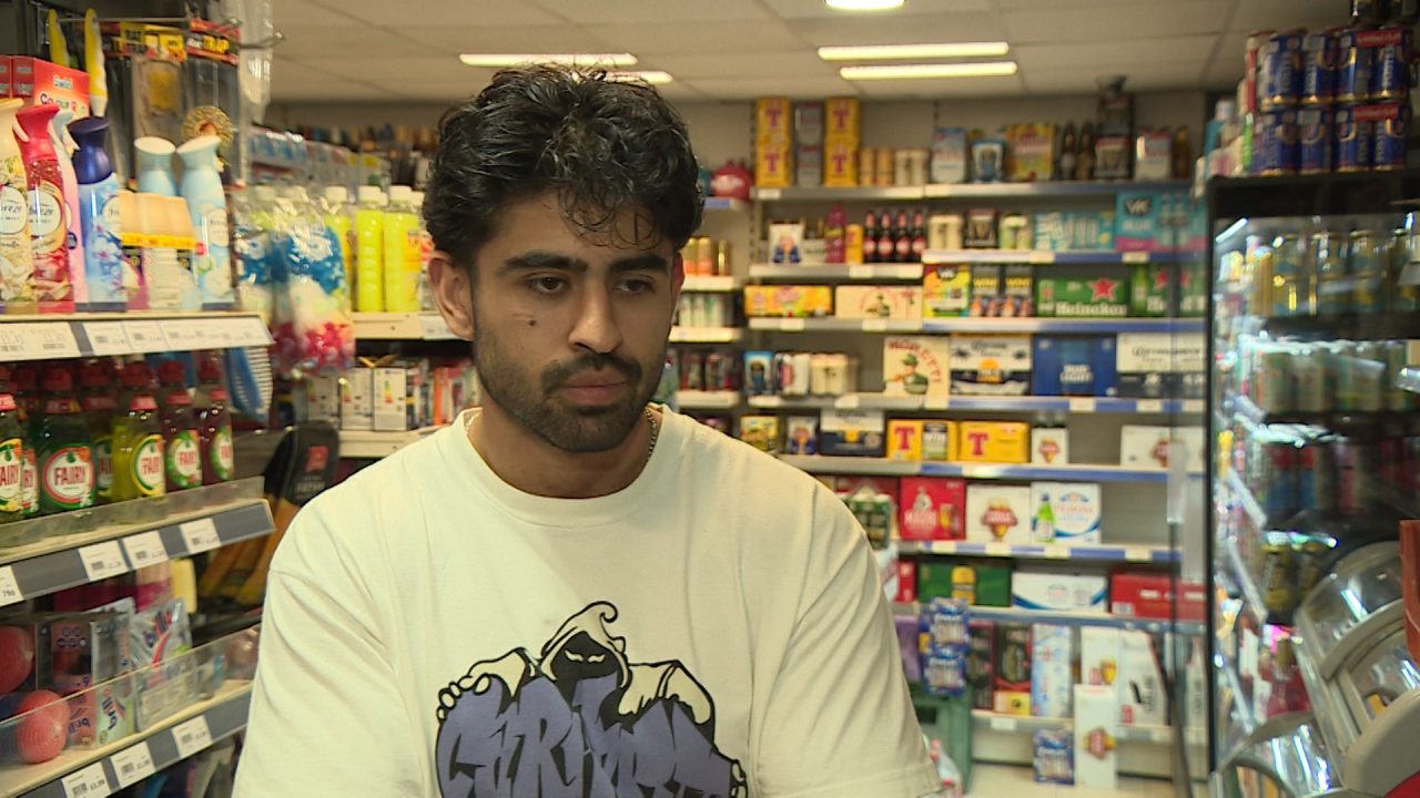 Investigations ongoing after East Kilbride Day Today shopkeeper fends off machete-wielding robber