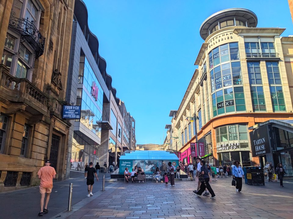 Racist duo attacked Chinese students and four strangers within hours in Glasgow city centre